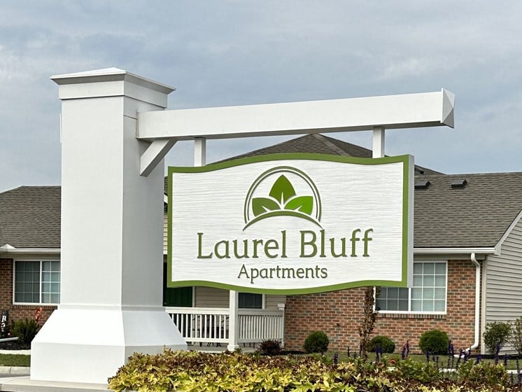 Laurel Bluff Apartments Reynoldsburg, Ohio
